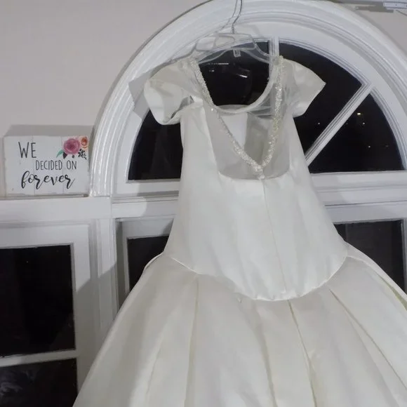OLEG CASSINI Drop Waist Ball Gown Ivory Wedding Dress Size 12